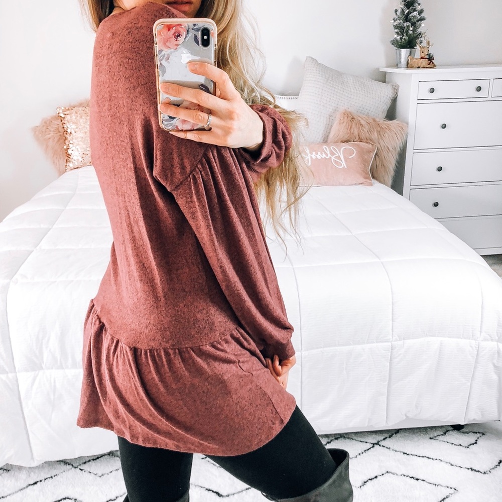 ARIA Softest Mauve Ruffle Sweater Tunic - Picture 4 of 7